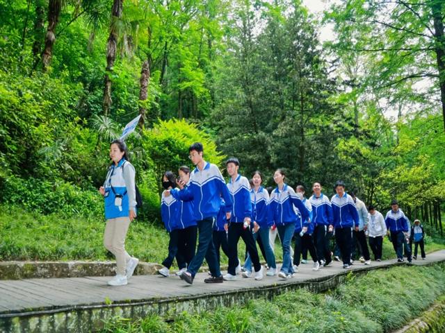 高一研学2025年上传_20250426_194508_086.jpg