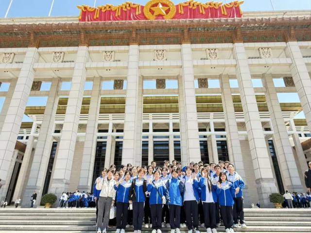 高一新疆班研学2025年上传_20250426_205322_023.jpg