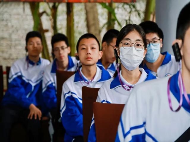 高一内地班研学2025年第二三上传_20250429_091323_106.jpg
