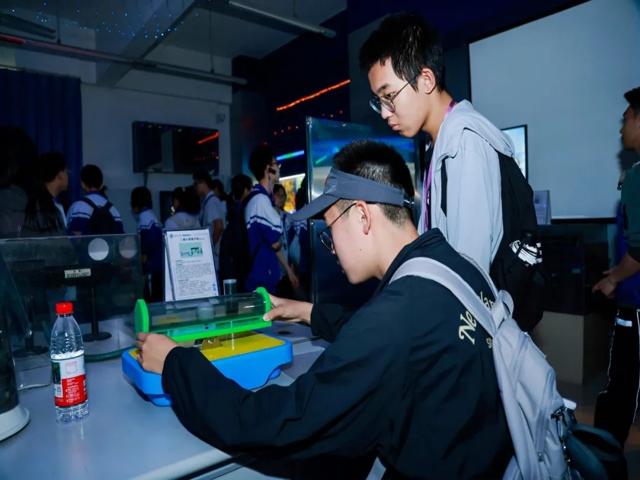 高一内地班研学2025年第二三上传_20250429_091323_133.jpg