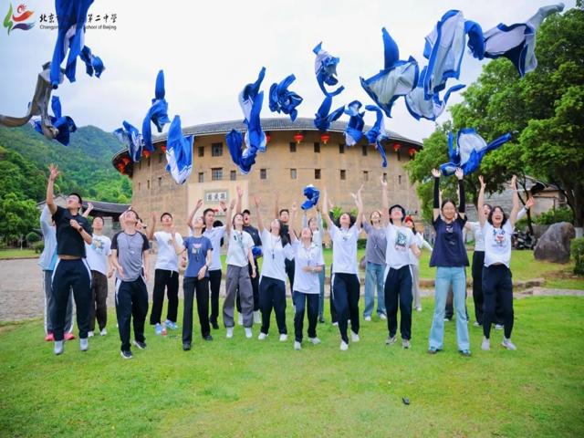 高一内地班研学2025年第二三上传_20250429_091323_062.jpg