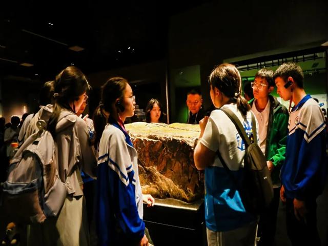 高一内地班研学2025年第二三上传_20250429_091323_152.jpg