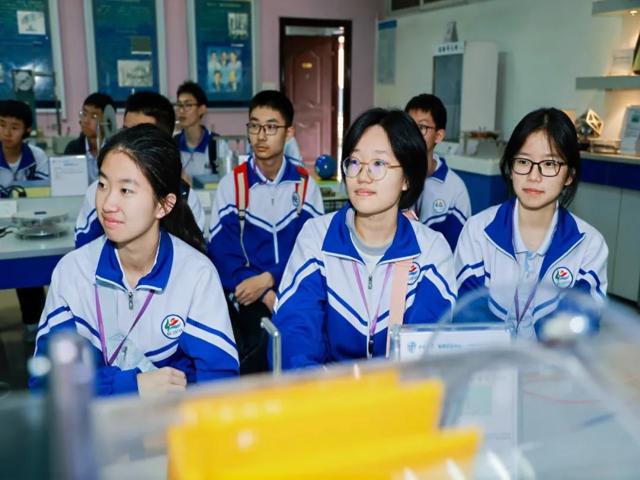 高一内地班研学2025年第二三上传_20250429_091323_139.jpg