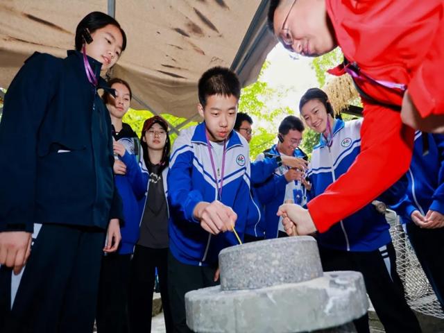 高一内地班研学2025年第二三上传_20250429_091323_117.jpg