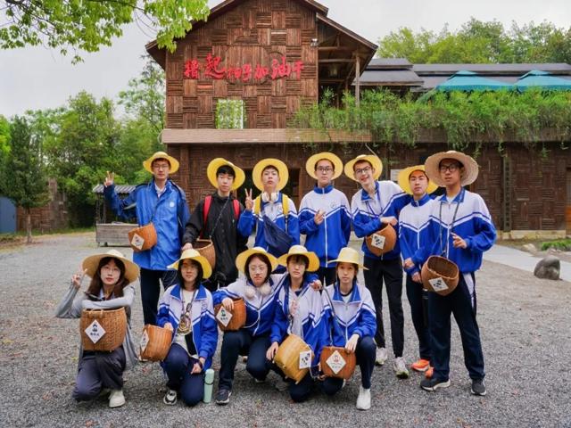 高一内地班研学2025年第二三上传_20250429_091323_177.jpg