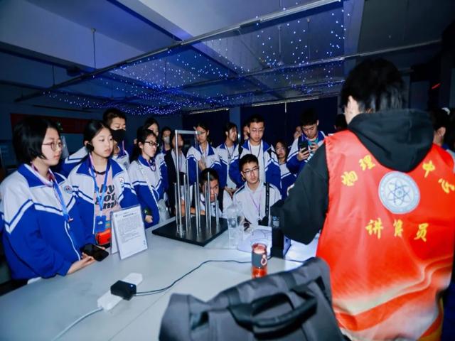高一内地班研学2025年第二三上传_20250429_091323_130.jpg