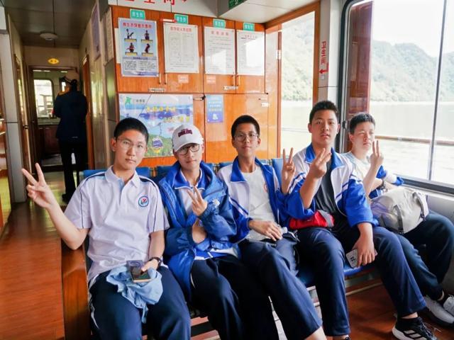 高一内地班研学2025年第二三上传_20250429_091323_158.jpg