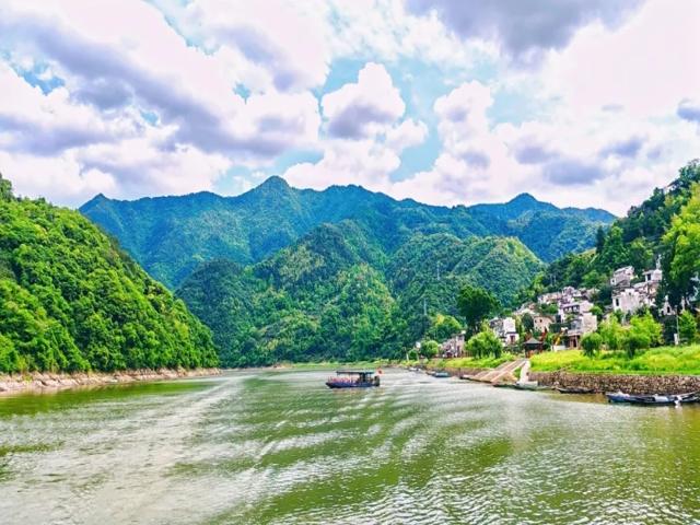 高一内地班研学2025年第二三上传_20250429_091323_161.jpg
