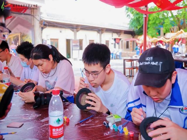 高一内地班研学2025年第二三上传_20250429_091323_078.jpg