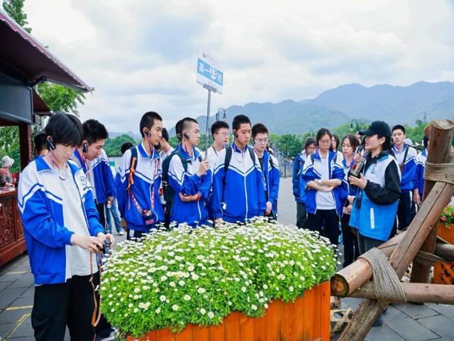 高一内地班研学2025年第二三上传_20250429_091323_096.jpg