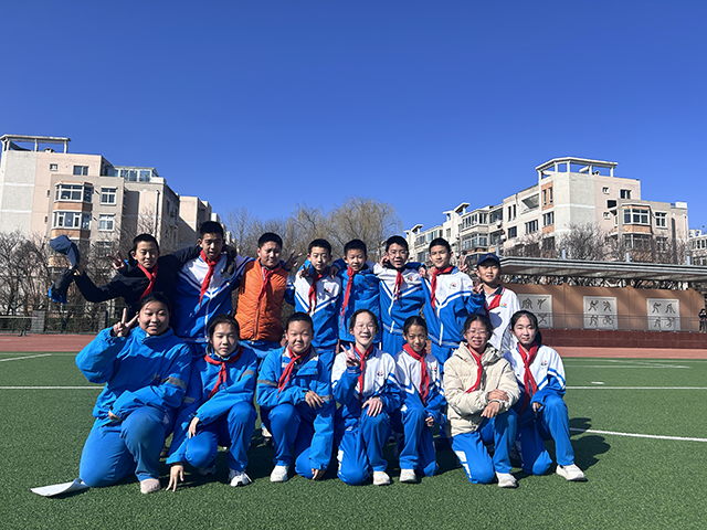 足球联赛图片_16王文鸽2.png