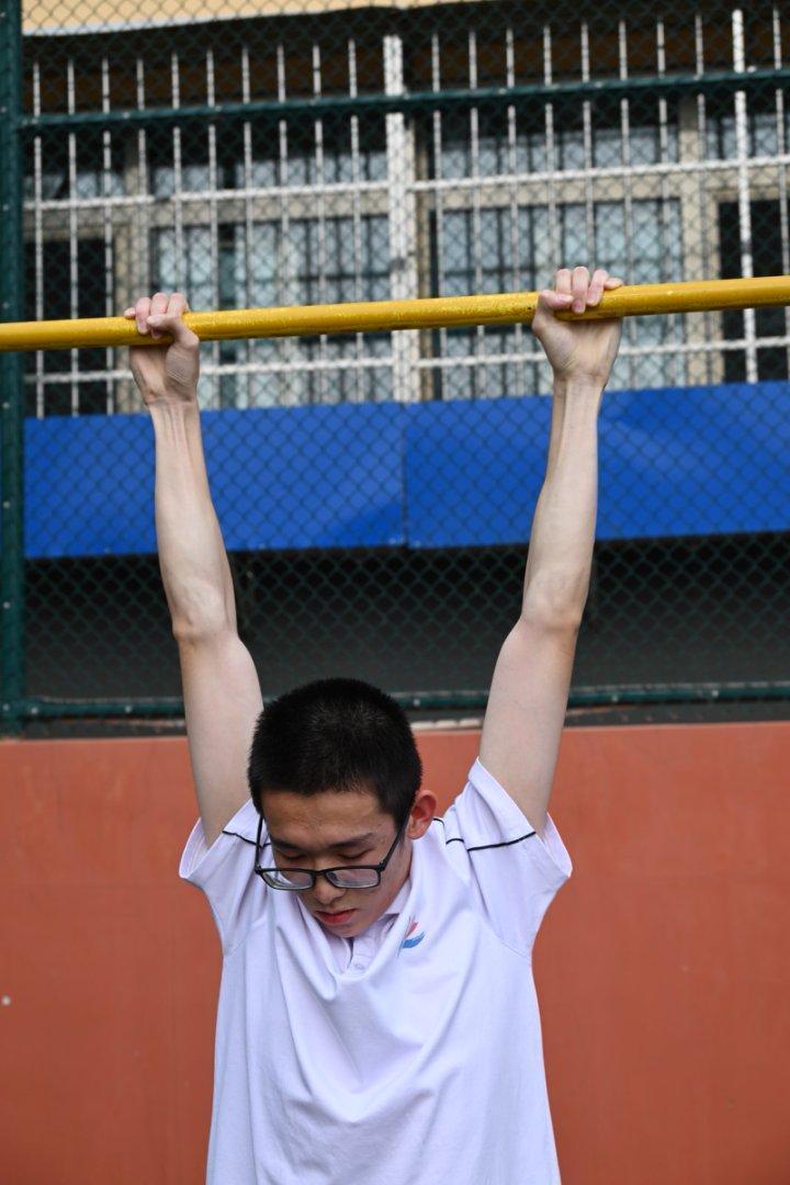 34
