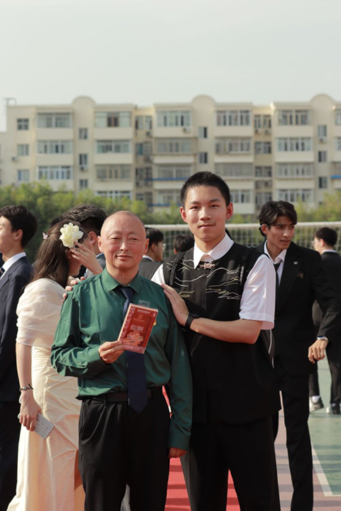 毕业典礼照片_10.png
