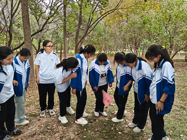 同心迎双节_20251009_083933_020.png