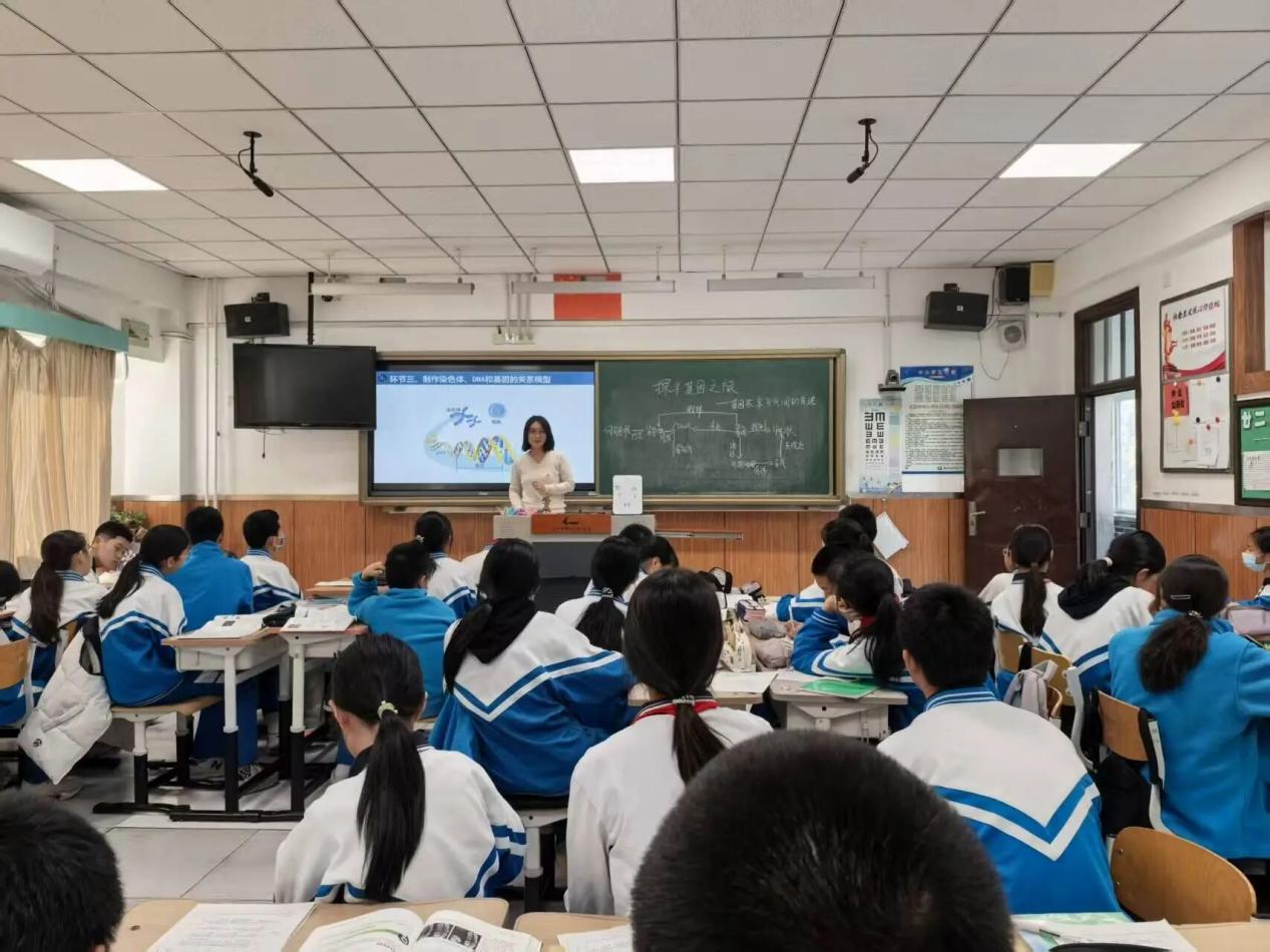 0864f50bf7cf1f87b32101ca086b2ff2