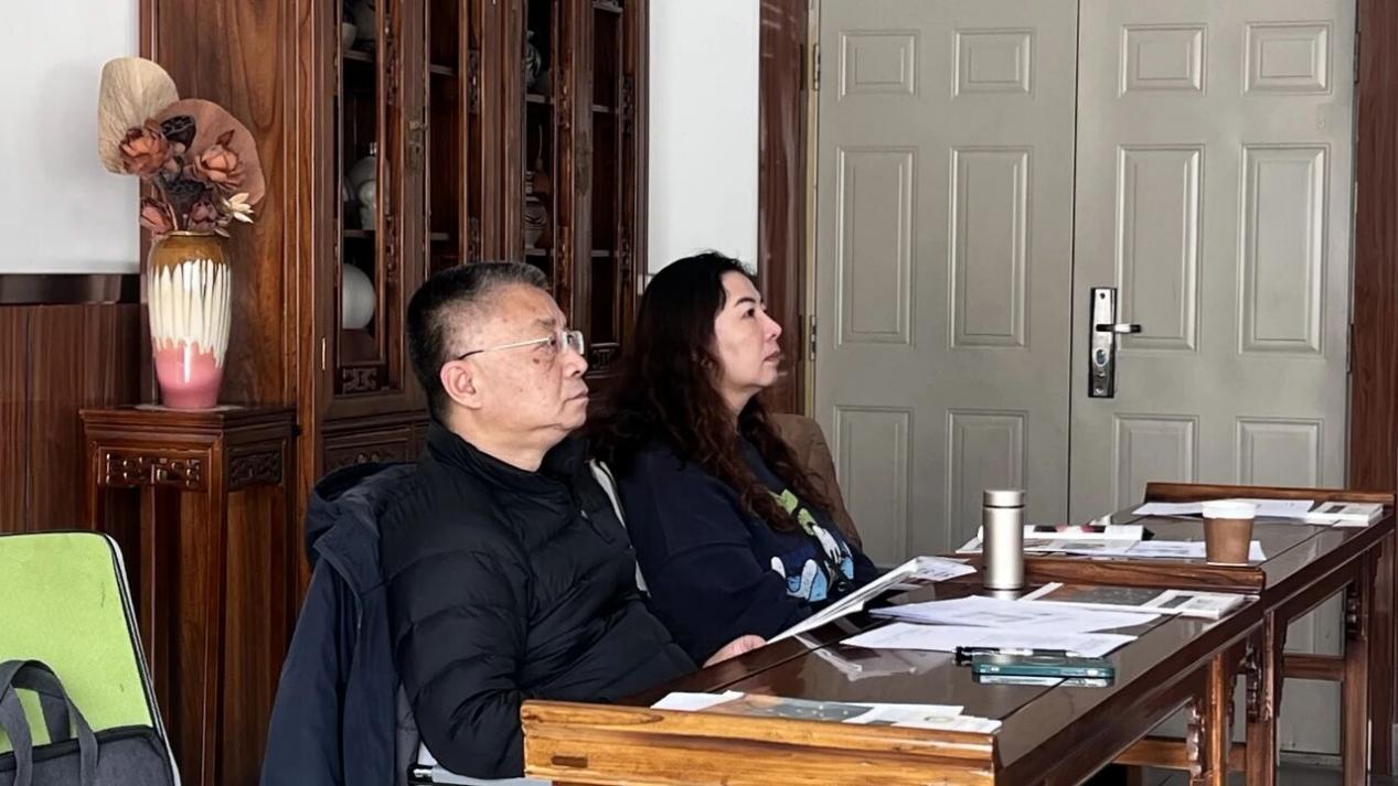 e941079173e3d6a5bfde5eadeb4ba015