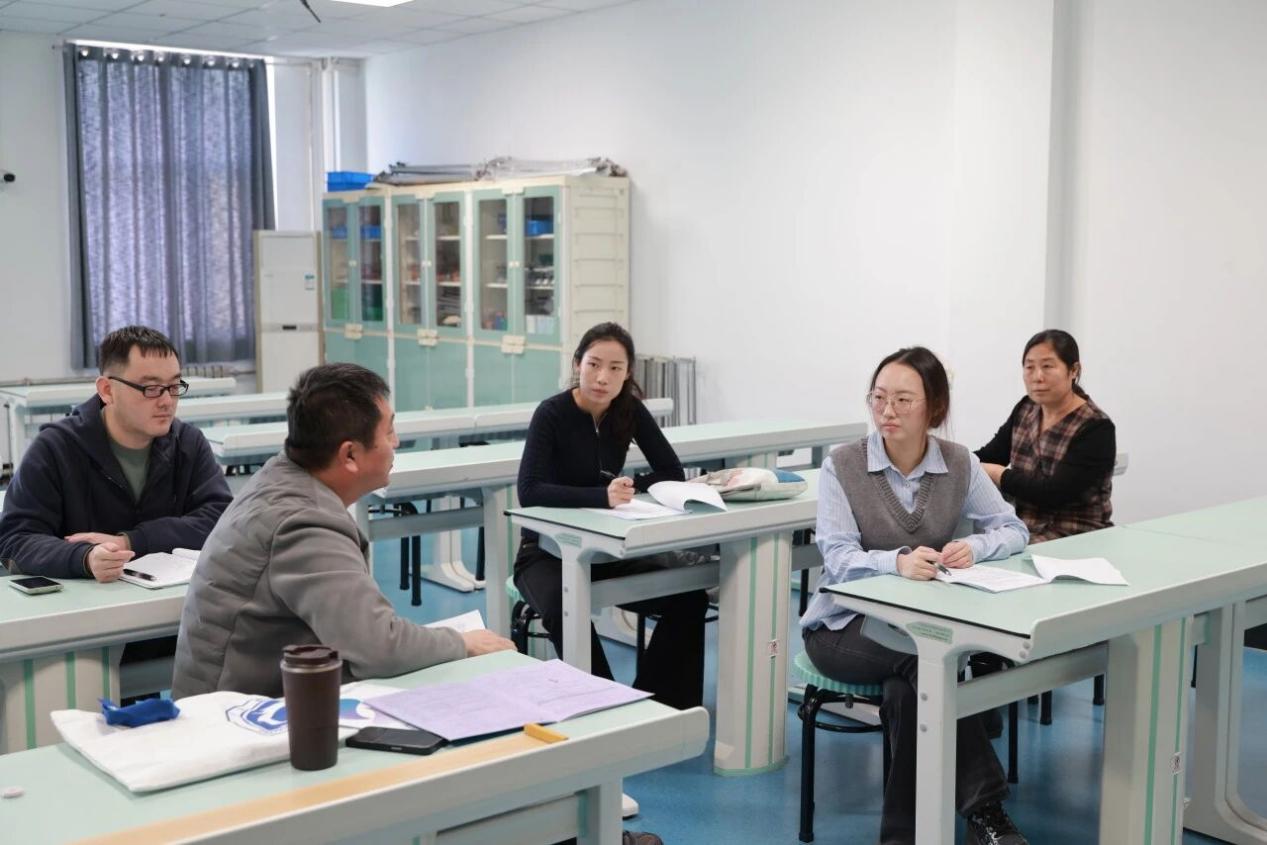 89e69b9396bcbbf7ece7ffb1f14ba718