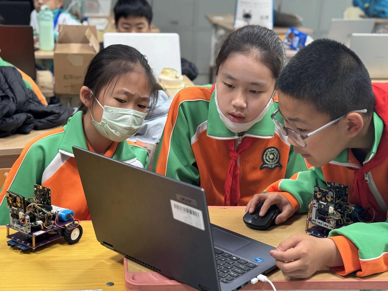 47983d9bd3c64fb06bbf4ab34e85346e