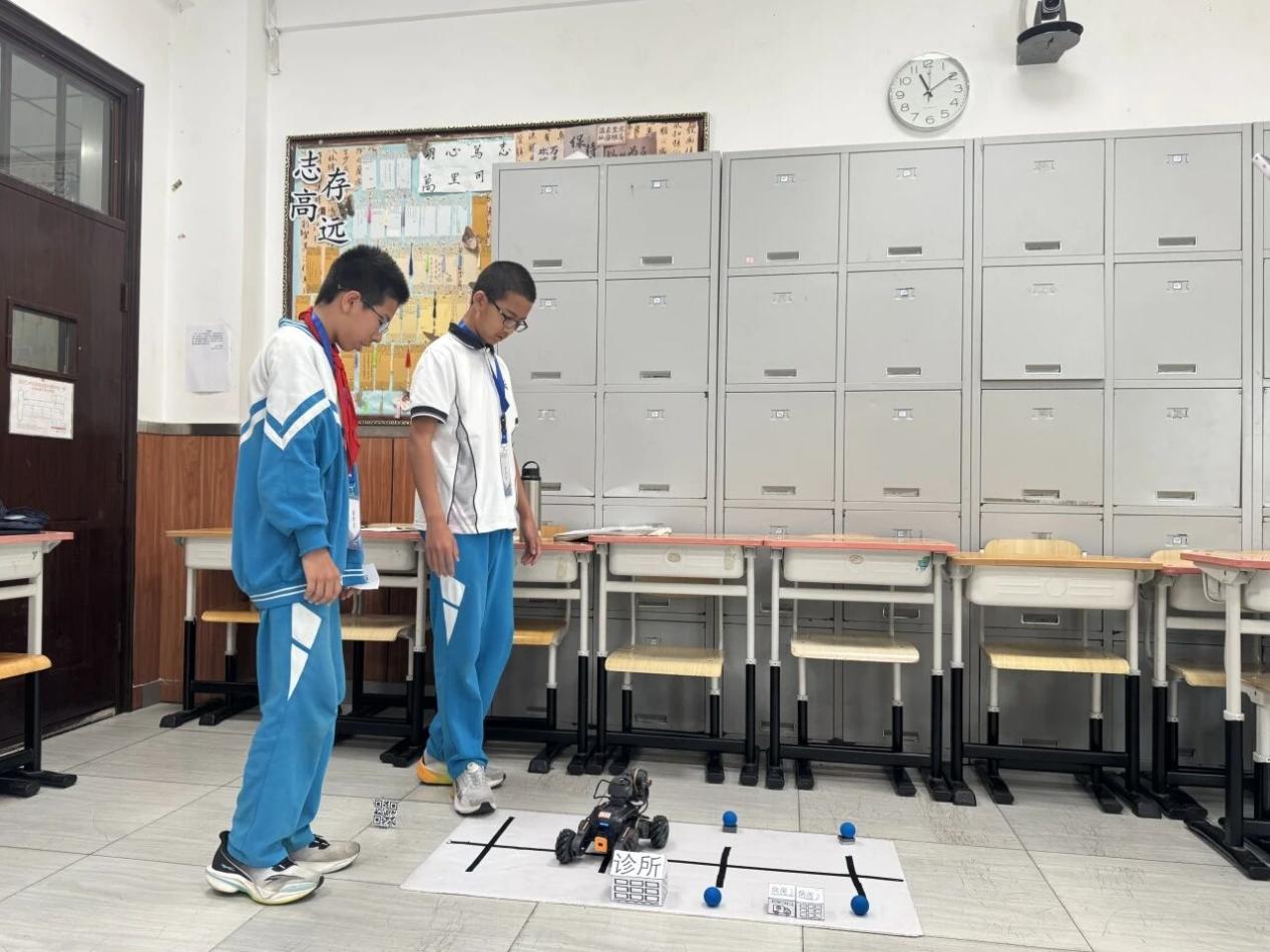 37d5afd9692f4a19150d65e6e5d0a4c5